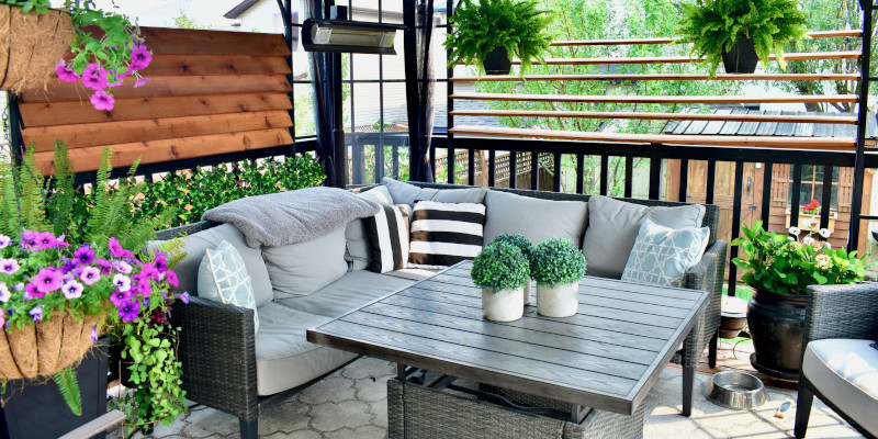 3 Excellent Additions to Enhance Your Outdoor Living Space